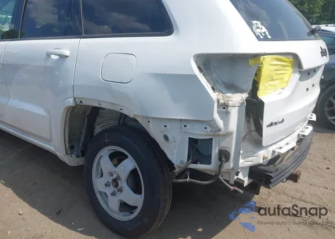 2018 Jeep Grand Cherokee Altitude 4X4 из США, поврежденный, VIN 1C4RJFAG8JC211854